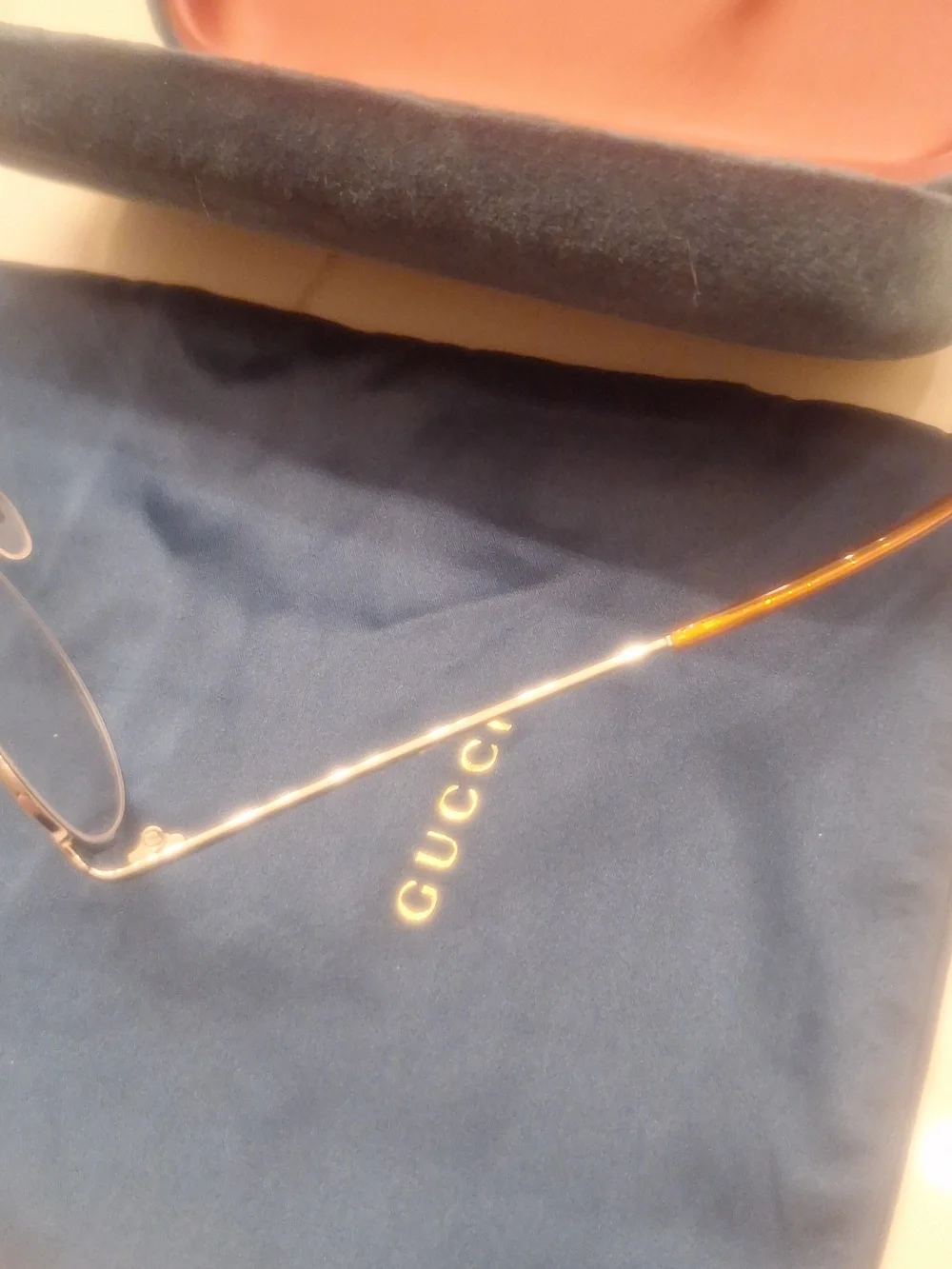 Gucci step out